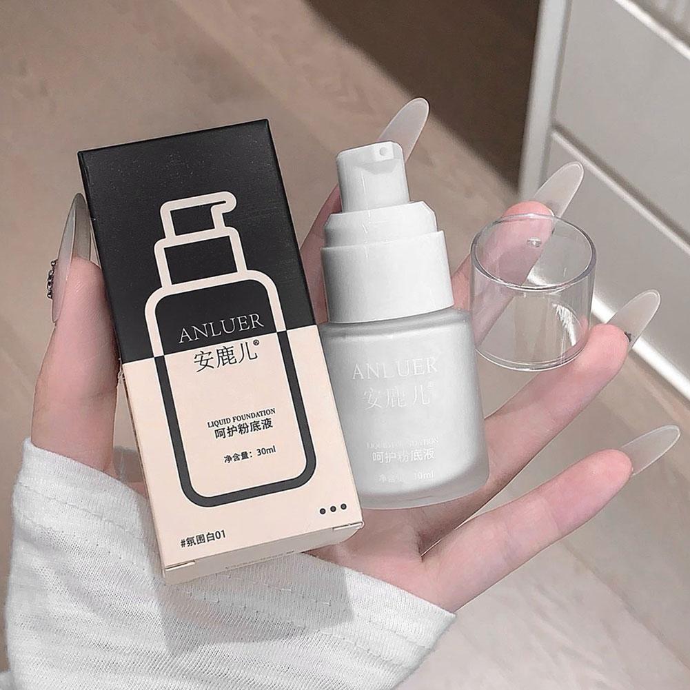 Matte White Liquid Foundation, – Correction Fluid White recenzja i cena